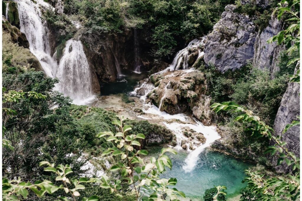 Blue Eye of Theth Syr i Kaltër visit albania albanian alps